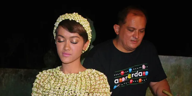 Penentuan Mata Air Mandi Suzanna dan Jupe Berbeda