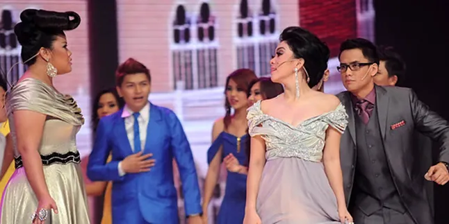 Okky Lukman dan Syahrini Rebutan Choky Sitohang Okky Lukman dan Syahrini Rebutan Choky Sitohang