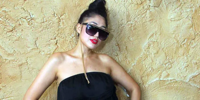 Sania Bingung Pilih Lagu Untuk Jadi Single Terbaru