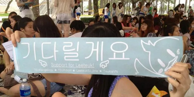 Penggemar K-Pop Serbu Kelapa Gading