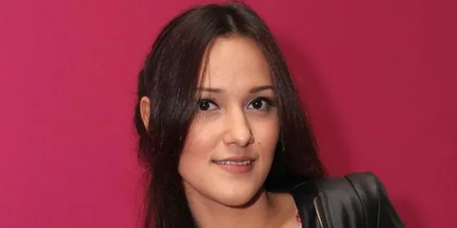 Jessika Tawarkan Musik Asyik ala Oppie Andaresta