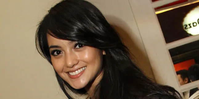 Ririn: Liat Sisi Positif Dari Whitney Houston