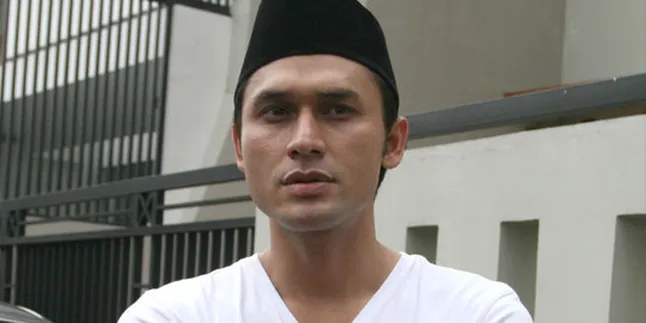 Indra L Bruggman Serius Geluti Bisnis Masakan dan Parfum