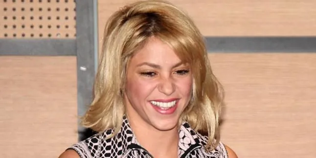Shakira Gabung Roc Nation