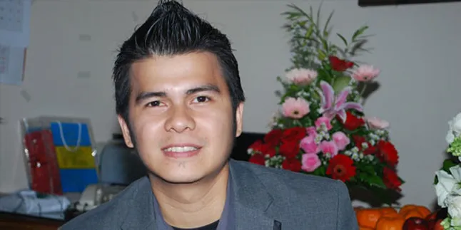 Handika Pratama - Asmirandah CLBK?