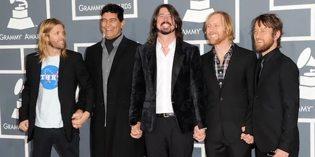 Konser Foo Fighters Batal, Uang Tiket Kembali
