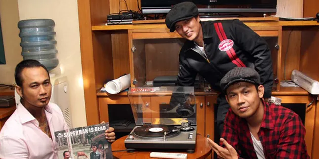 Superman Is Dead, Rilis Vinyl Adalah Pencapaian