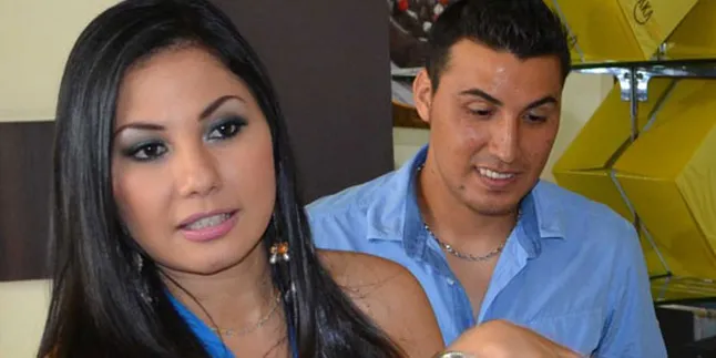 Alex Tak Pernah Minta Maaf ke Emma Waroka