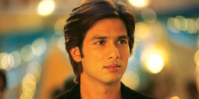 Ultah, Shahid Kapur Ajak Pesta Bugil?