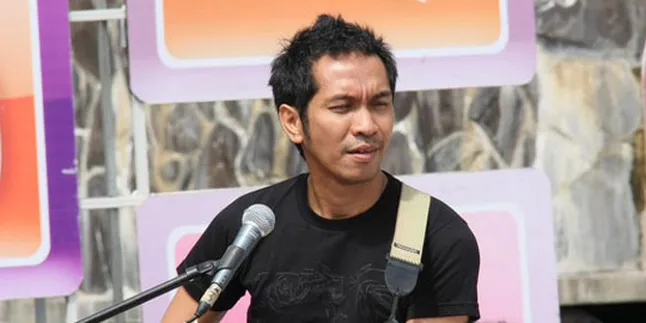 Ridho Slank Prihatin Nasib Sepak Bola Nasional