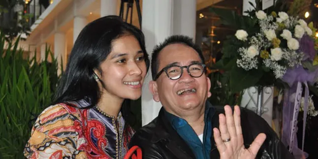 Istri Pertama: Ruhut Sitompul Palsukan Status Pernikahan