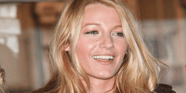 Blake Lively Lega Dijauhi Fans Blake Lively Lega Dijauhi Fans