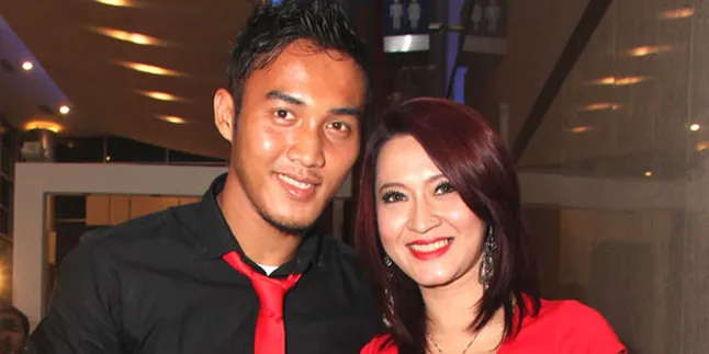 Okie Agustina Terima Lamaran Gunawan