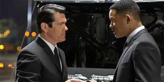'MEN IN BLACK 3' Goes Retro