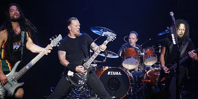 Bersiaplah Menonton Metallica Dalam Film 3D