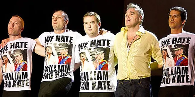 Morrissey Hujat Pangeran William di Konsernya!