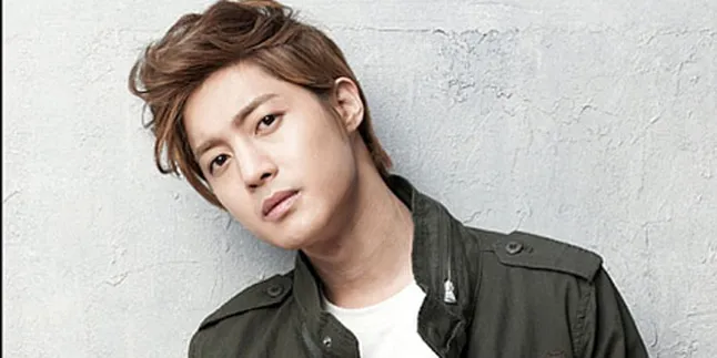 Kim Hyun Joong Pamerkan Koleksi Musim Semi Hang Ten