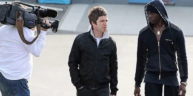 Noel Gallagher Tetap Cinta Ballotelli Walau Main di United