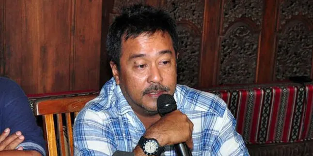 Rano Karno Kunjungi Anak di Tahanan