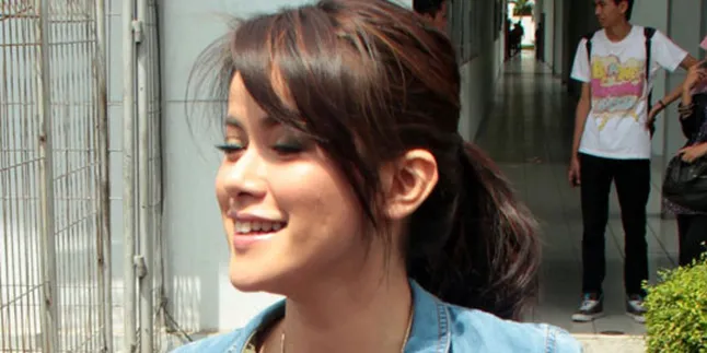 Hapus Tato, Olla Ramlan Ikhlas