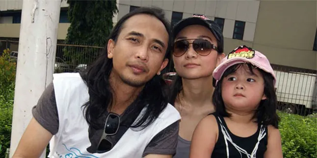 Istri Piyu Padi Lahirkan Bayi Laki-Laki