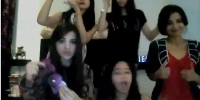 Shireen - Zaskia Sungkar Tergila-Gila 'Alamat Palsu'