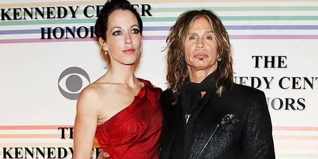 Steven Tyler Akan Gelar Pernikahan Super Romantis