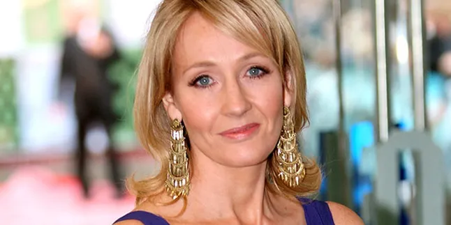 Harta JK Rowling Terkuras Gara-Gara Amal
