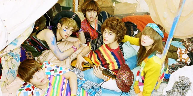 Lagu Sherlock SHINee, Jenius!