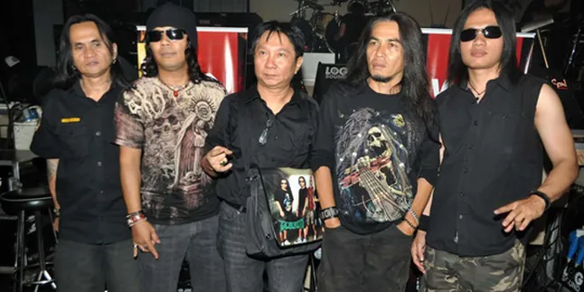 Log Zhelebour Pinang Krisyanto Kembali ke Jamrud