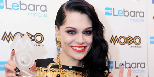 Jessie J - Tinie Tempah Pacaran?