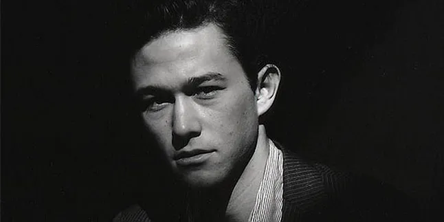 Joseph Gordon-Levitt Dipermak Jadi Bruce Willis Muda Joseph Gordon-Levitt Dipermak Jadi Bruce Willis Muda