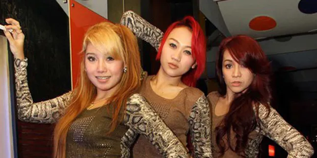 Dewi Sanca Dikeluarkan Dari 3 Macan Asli