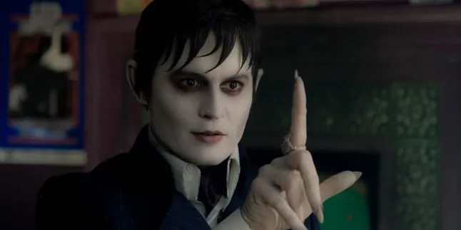 Keren Mana, Vampir Johnny Depp Atau Edward Cullen? Keren Mana, Vampir Johnny Depp Atau Edward Cullen?