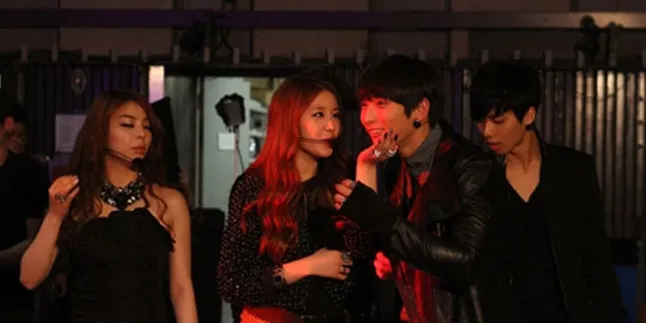 Jinwoon Korban 'Tangan Nakal' Jiyeon T-Ara
