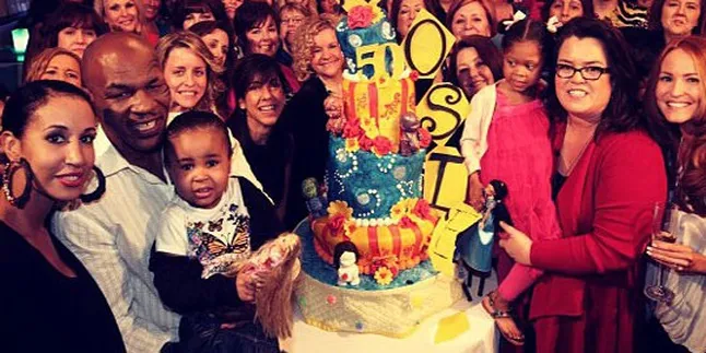 Mike Tyson Bikin Kejutan di Ultah Rossie O'Donnell