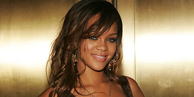 Rihanna: Aku Akan Jadi Desainer