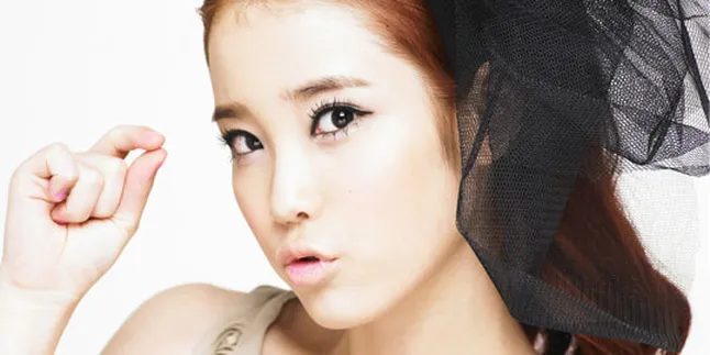 IU Akhirnya Bikin Akun Twitter