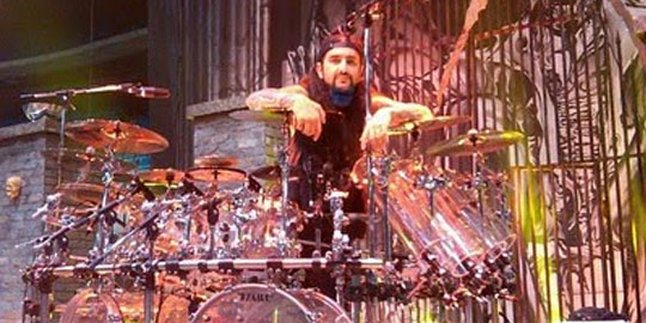 Mike Portnoy: Aku Hidup Untuk Dream Theater