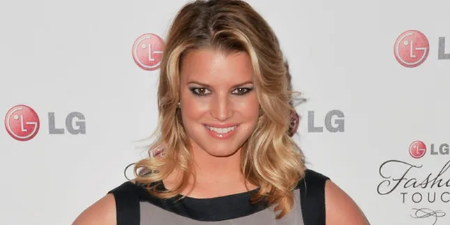 Jessica Simpson Siapkan Rp18 Miliar Untuk Lahiran