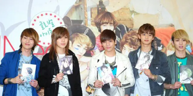 Siap Tur Jepang, SHINee Rajin Belajar Bahasa Jepang