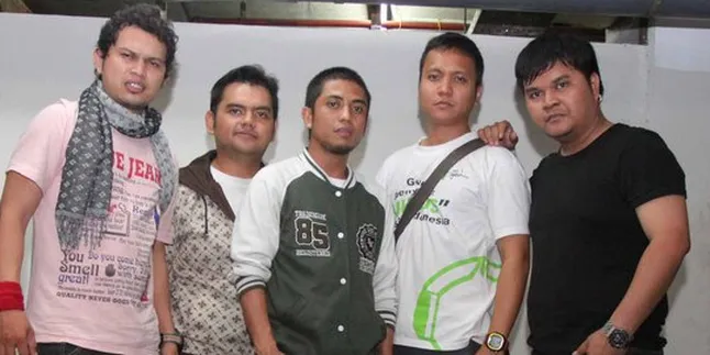 BBM Naik, Penta Boyz Makin 'Jago Selingkuh'