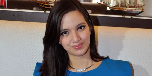 Nia Ramadhani Ingin Melahirkan di Indonesia
