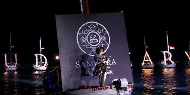 Nyanyi di Atas Perahu, Gisel Beban