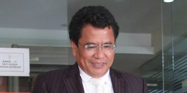 Ditanya Kasus, Hotman Jawab Sehat