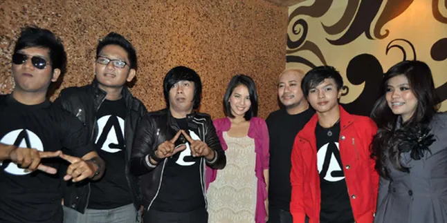 The Alinz Ingin Curhatan Tya Ariestya Jadi Obat Galau