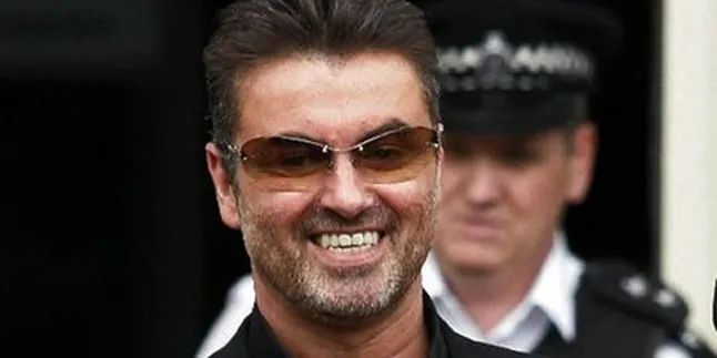George Michael Tulis Lagu Untuk Fans