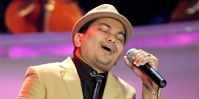 Tompi Garap Klip 'Rumahan'