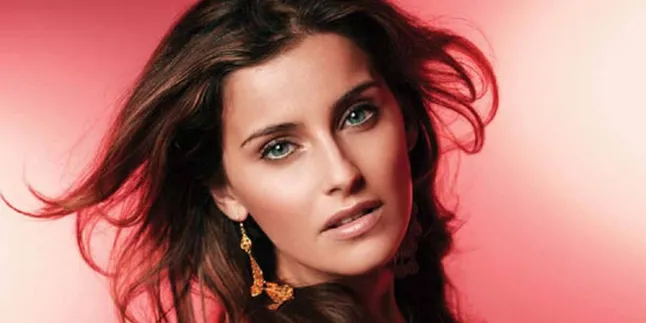 Nelly Furtado, Master Enggrang di Video Klip Baru