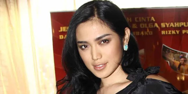 Jessica Iskandar Kangen Ciuman Kening Dari Olga